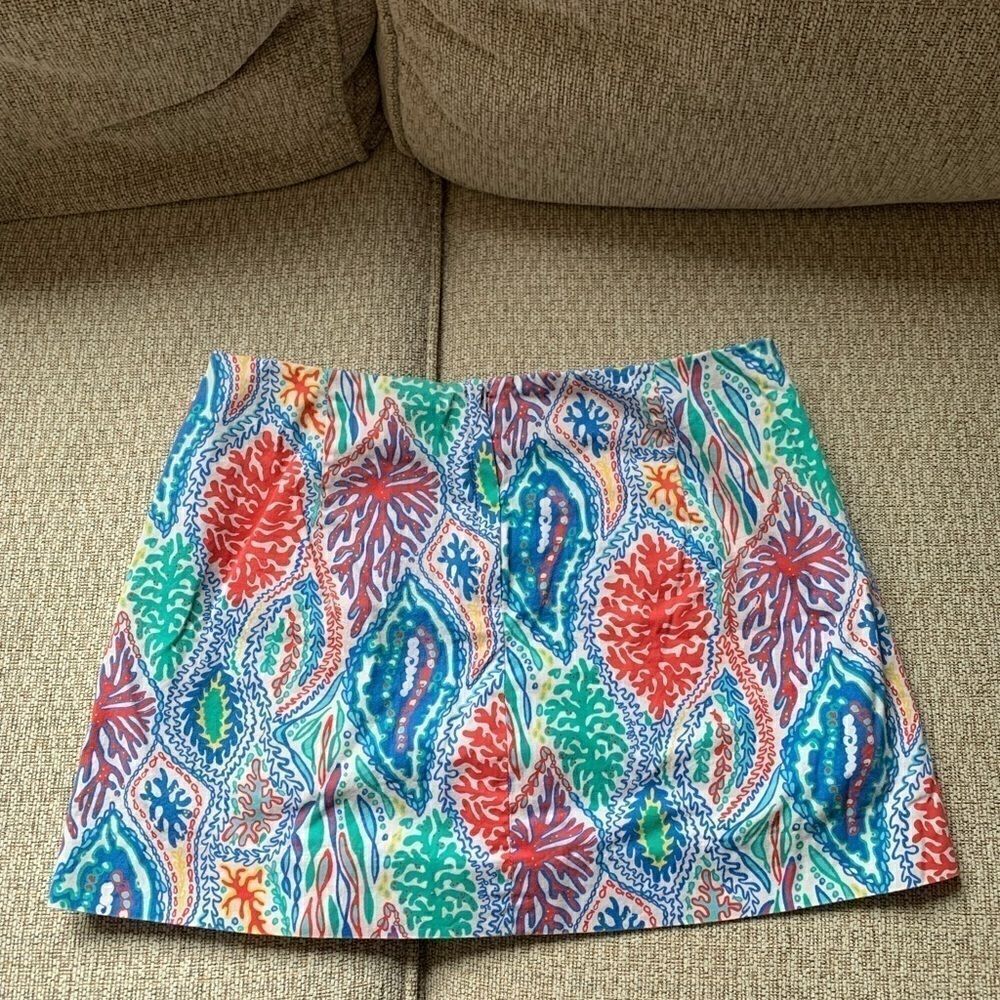 lilly pulitzer resort wear skirt-zipper in front - Picture 2 of 3